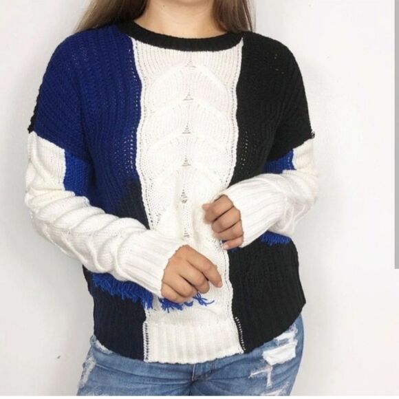 Nwt free Generation Sweater Sz S Fringe Sleeve Color Block Blue Black New - Picture 1 of 14
